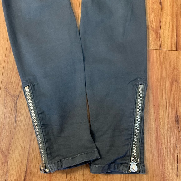 Joe’s Jeans Grey Ankle Zip High Rise Legging - Picture 7 of 13